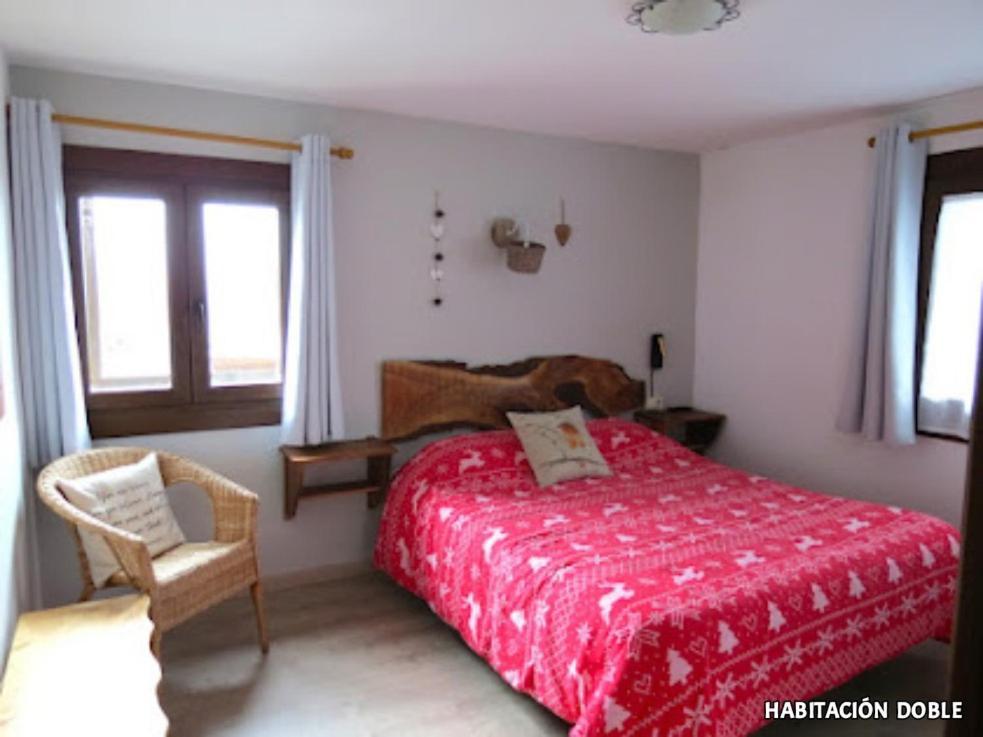 Hostal Rural Sant Climent เตาอุยล์ ภายนอก รูปภาพ