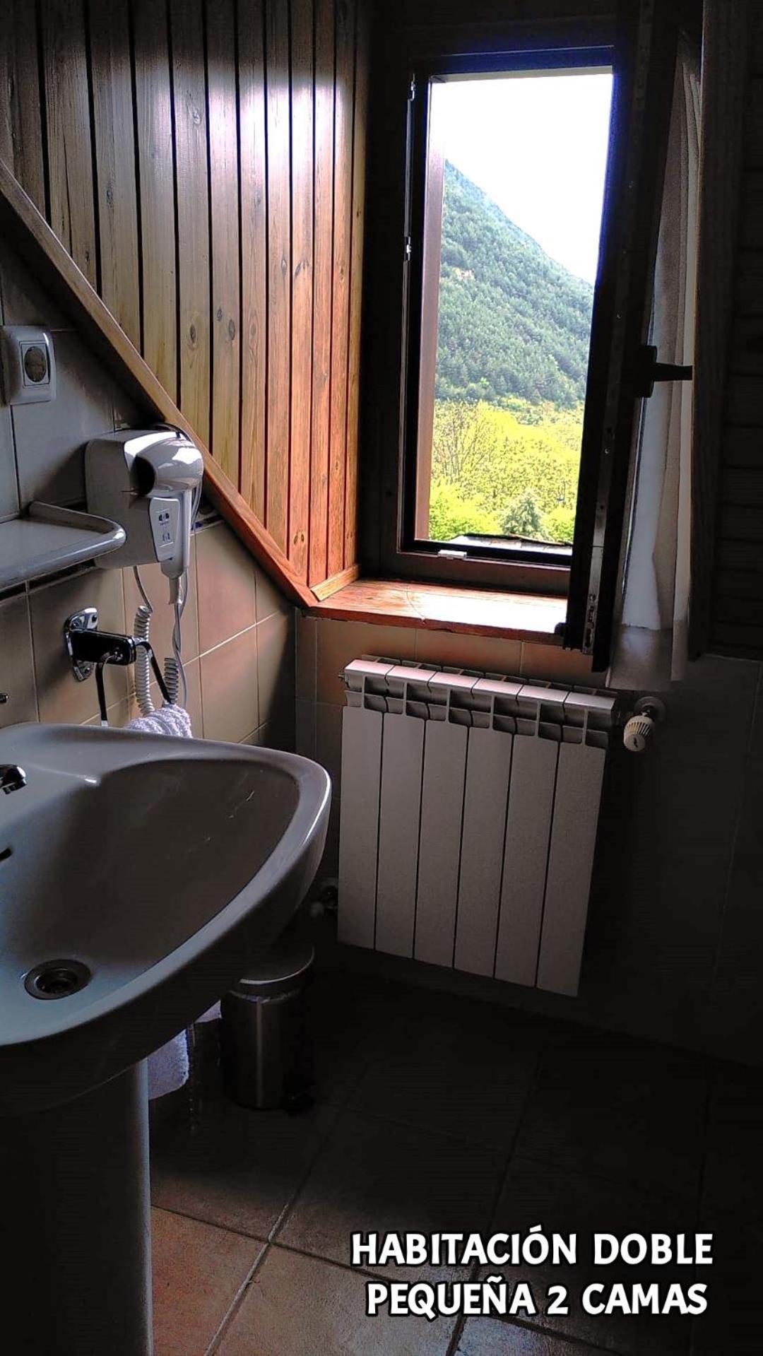 Hostal Rural Sant Climent เตาอุยล์ ภายนอก รูปภาพ
